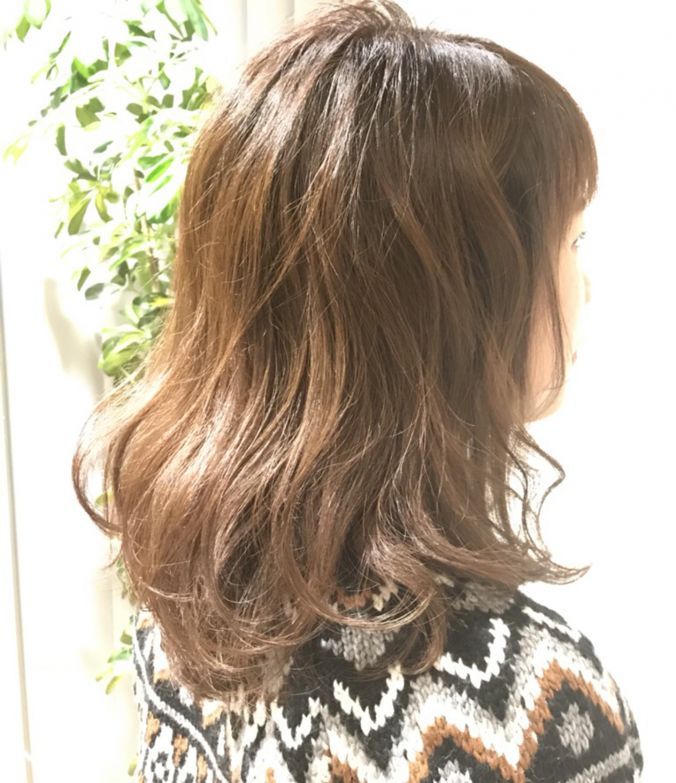 ヘアスタイル ピンクラベンダーカラーのワンメイクでツヤと柔らかさを演出 Revive Hair Lycka 大分県 大分市のヘアサロン 美容室の検索 予約は大分 Be